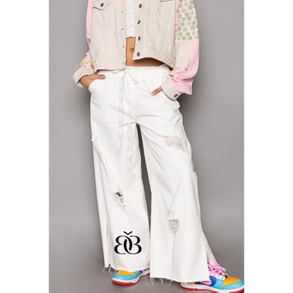POL Off White Elastic Waist Straight Wide Leg Summer Jeans with Side Slits